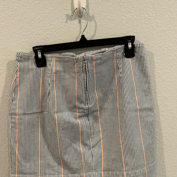 3x1 skirt size M - Picture 2 of 3